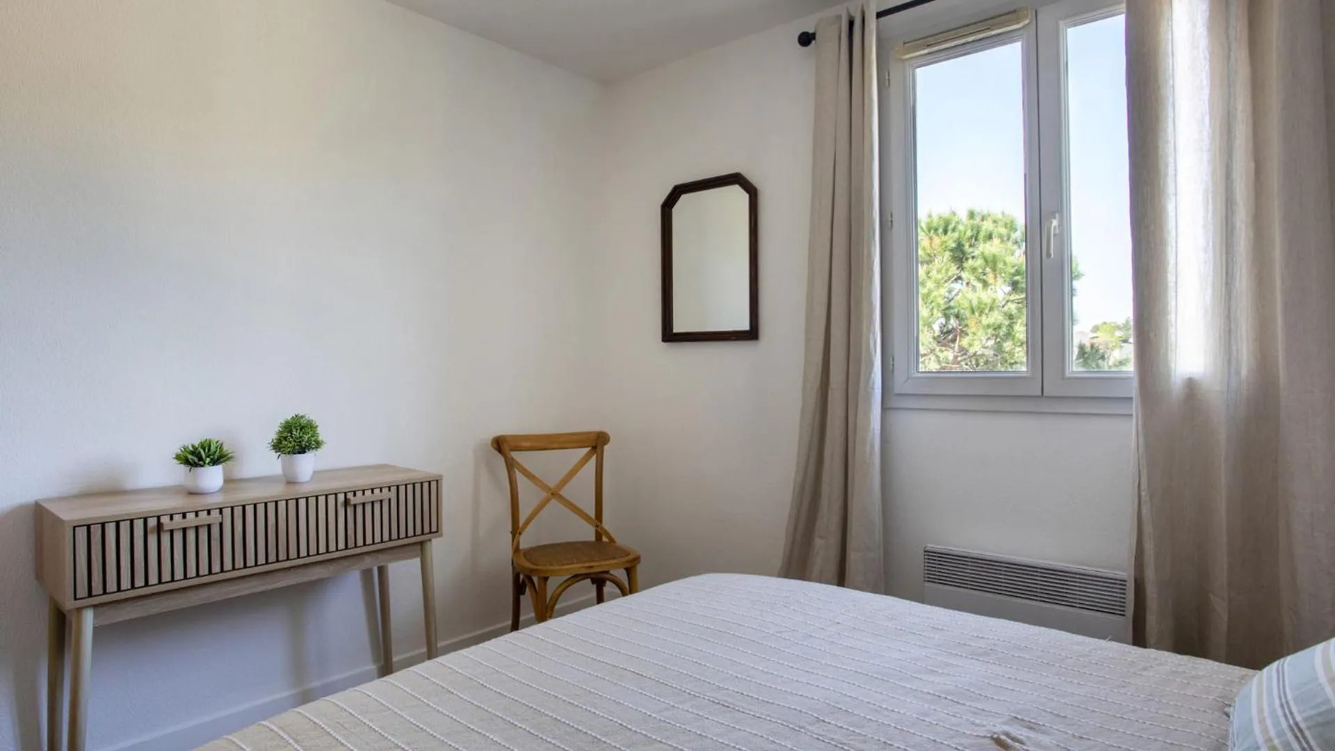 Apartment Vaugrenier Presidence By Interhome Villeneuve-Loubet