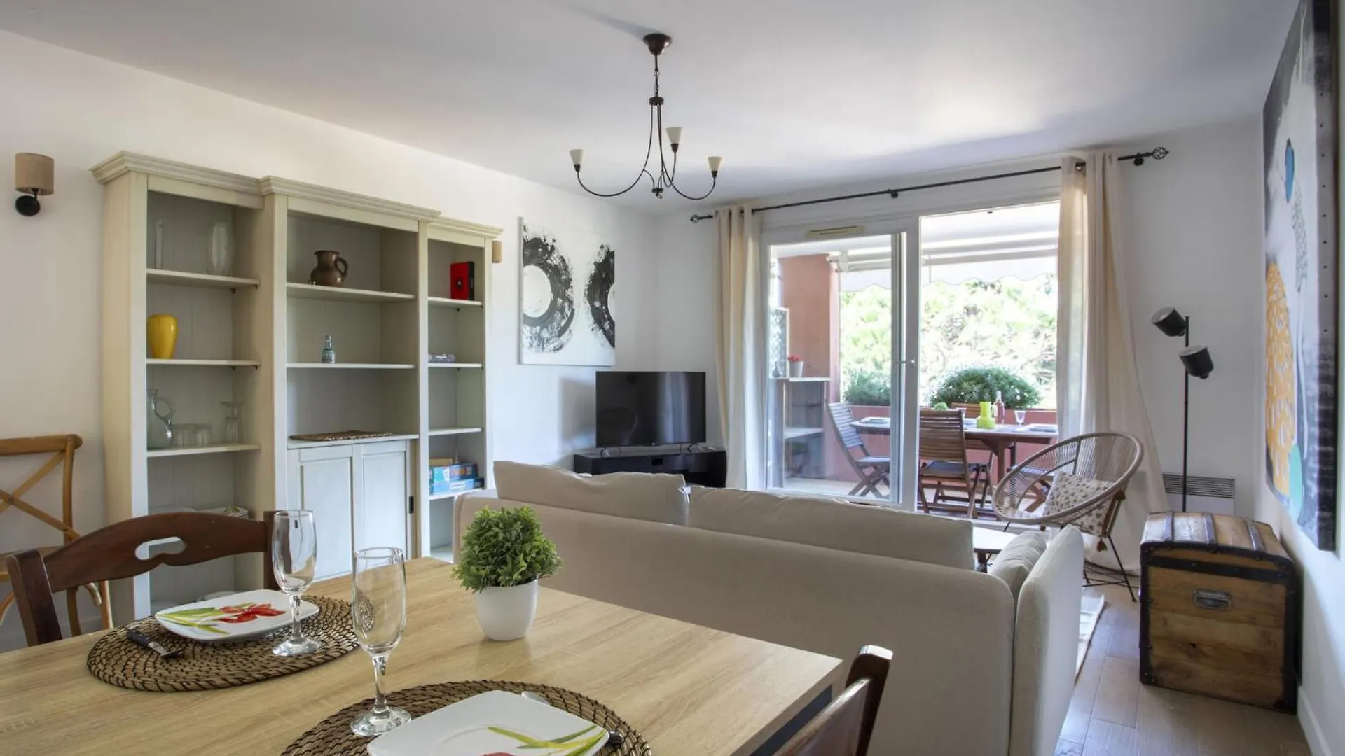 Apartment Vaugrenier Presidence By Interhome Villeneuve-Loubet